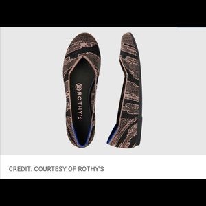 *CCO Sale* Rothy’s Black & Rose Gold Shimmer Flat, Size 8.5
